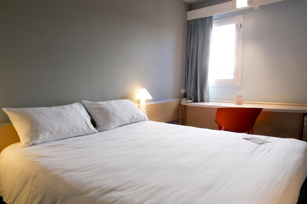 Отель Ibis Bayonne Centre Номер фото